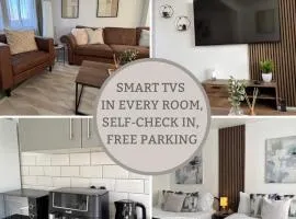 3 Double Beds Links to M6 & M5