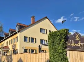 Ferienwohnung - in Hildebrandts Landhotel