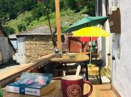 Welcome to the heart of Sharr!