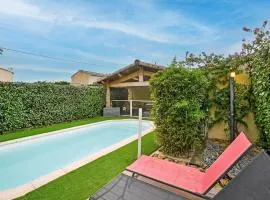 Gorgeous Home In Rochefort Du Gard