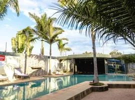 EMC Luxury 4BR Villa ,Pool, Solar , Starlink Wifi