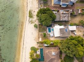 Villa Pwani, hotel in Baie du Tombeau