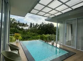 Paradise Villa - 2BR - Private Pool - Peaceful Garden - 4K SmartTV