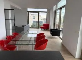 Top floor luxury with spectacular water views