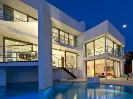 Charming 3 Bedroom Villa in San Jose, 1065
