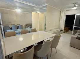 Apartamento aconchegante em Guarujá com 3 quartos