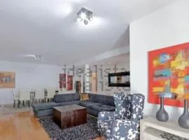 Triple room in a House with a pool