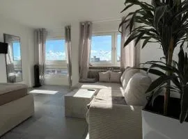City Apartement mit Seeblick, TOPLAGE Stadtblick, Shopping & 1 Minute zum Bodensee