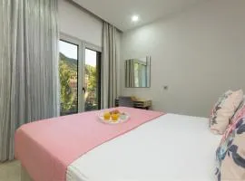 Oasis Apartments 2