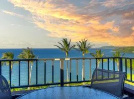 Penthouse Condo with Panoramic Ocean Views