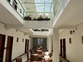 Sadili Oval B & B