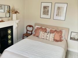 North Coast Hideaway, hotel a Redruth