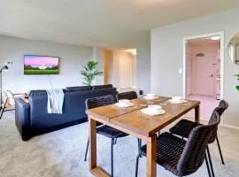 Stylish Apt Near Metro w Gym - Close to DC