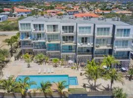 3-Suite Condo Steps to Palm Beach