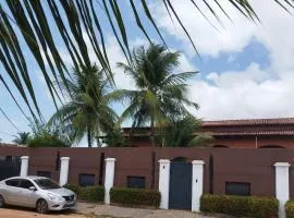 Casa com Piscina Grande em Salinas