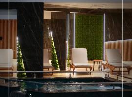 MAGNESIUM Medical SPA, hôtel à Vinica