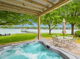 300 Degree Views, NEW HotTub, Firepit, Lighthouse
