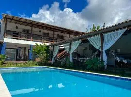 Casa Brisa - WIFI; PISCINA e Café da Manhã a 520m do Centro de Arraial