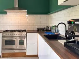 Amazing Home In Stolwijk With House Sea View