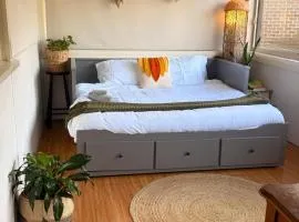 Mystic Gardens with private entrance and bathroom