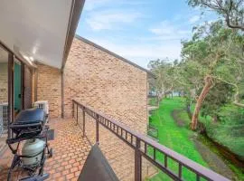 'Bay Parklands' - Coastal Resort Experience