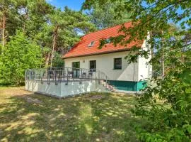 2 Bedroom Stunning Apartment In Altenkirchen