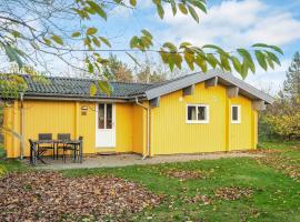 4 person holiday home in Skjern-By Traum, hotel Skjern városában 