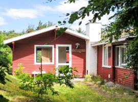 Welcoming 6 person holiday home in Blokhus: Blokhus şehrinde bir otel