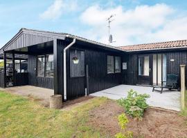 Holiday home in Sæby near beach, hotel in Sæby