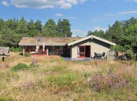6 person holiday home in Blokhus-By Traum, hotel di Blokhus