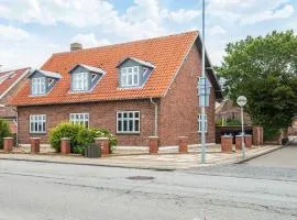 Holiday apartment near town square