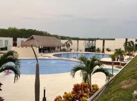 Disfruta y descansa en esta casa con Aire acondicionado