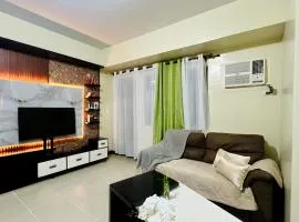 Manhattan Plaza - 1 Executive BR Condo in Araneta