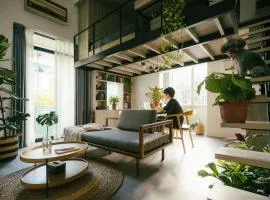 AURORA House Downtown-Big Deck for Group-Pool BBQ-Free Airport Pickup