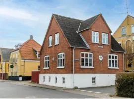 AE281-Marstal-Dronningestraede-1