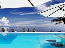 Kawayan Holiday Resort, hotel v destinaci San Juan