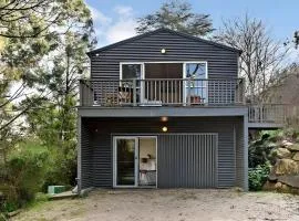 Koora Nest - Secluded Bushland Escape in the Hills