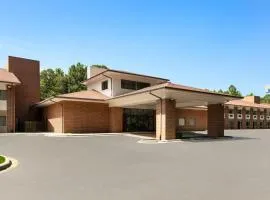 列克星敦戴斯套房汽车旅馆