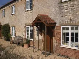 Bluebell and Appletree Cottages