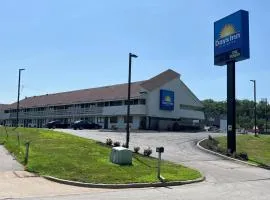 Days Inn by Wyndham Kansas City Northeast