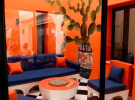 Dar Lily-Luxury & Design 4BDR Villa with Pool in Hammamet-5mn to Beach, The sindbad hotel, hotel in Hammamet