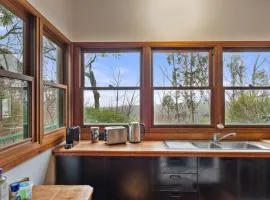 Blackheath Breeze Cottage - Nature Escape