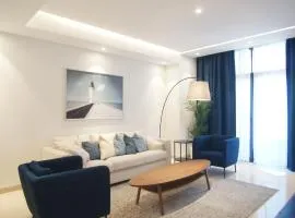 Liaqat Airport Residence Al Mouj