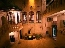 Toprak Konak