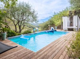 Cottage Provençal piscine et spa, hotel di Colomars