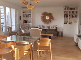 Luxury Parisian Appartment, ξενοδοχείο στο Παρίσι