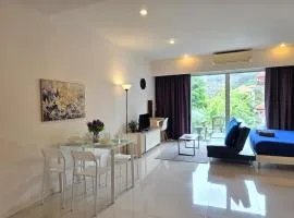Chic Condo by Bcare - Purple Rose