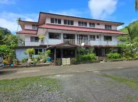 Mih-Loue Huahine lodge T