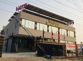 Shanze Hotel And Suites, hotel en Lahore