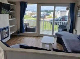 Acer Leaf - 2 bedrooms sleeps 6